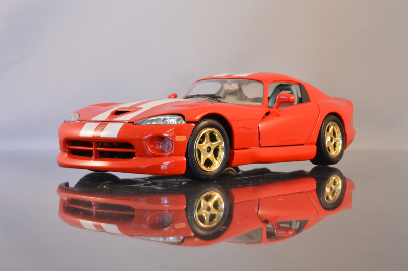 Illustration for article titled My first Bburago - 1997 Viper GTS